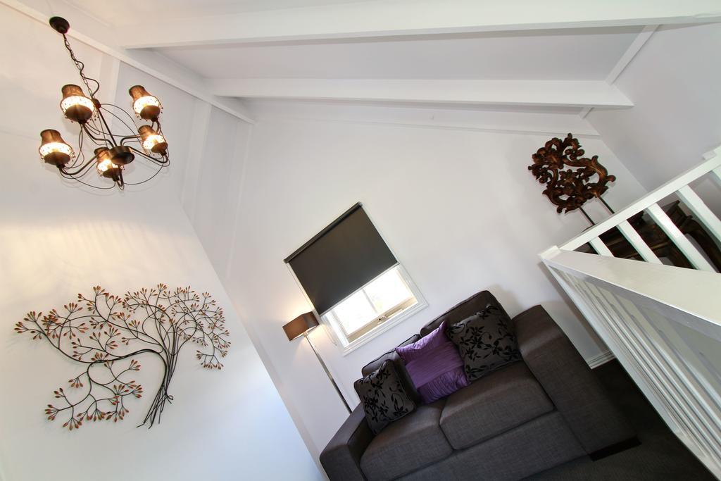 Creek Cottage Bed And Breakfast Traralgon Quarto foto
