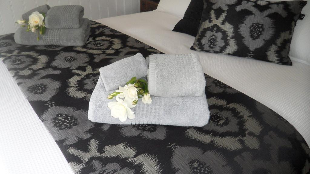 Creek Cottage Bed And Breakfast Traralgon Quarto foto