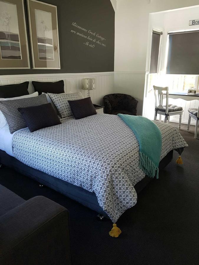 Creek Cottage Bed And Breakfast Traralgon Exterior foto